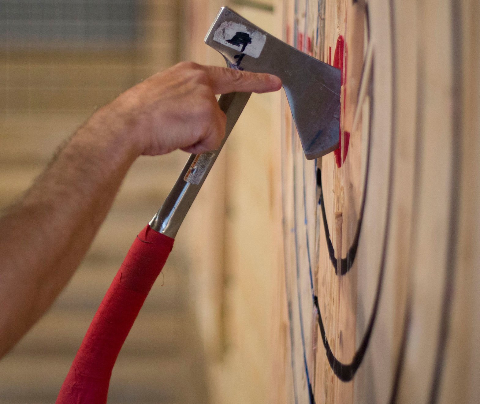 Axe throwing 2